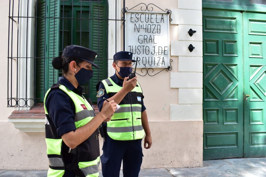 74852 operativo escuela en mas de mil establecimientos publicos y privados