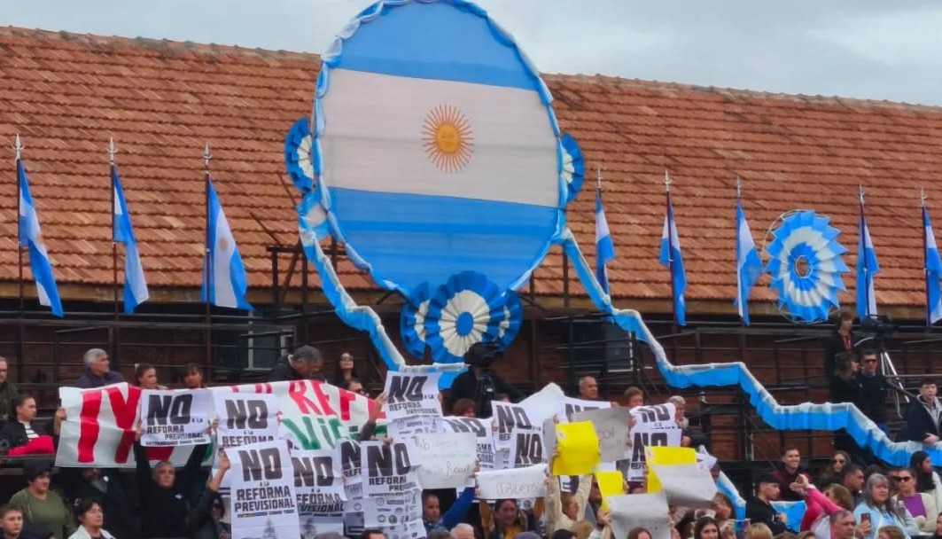 gchu 25mayo acto protesta