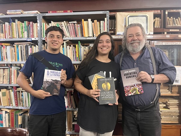 biblioteca andrade libros entrega