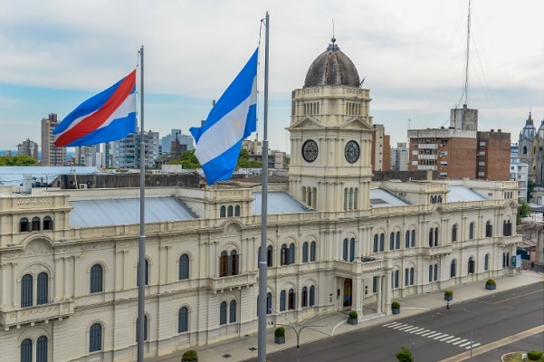 casa gris