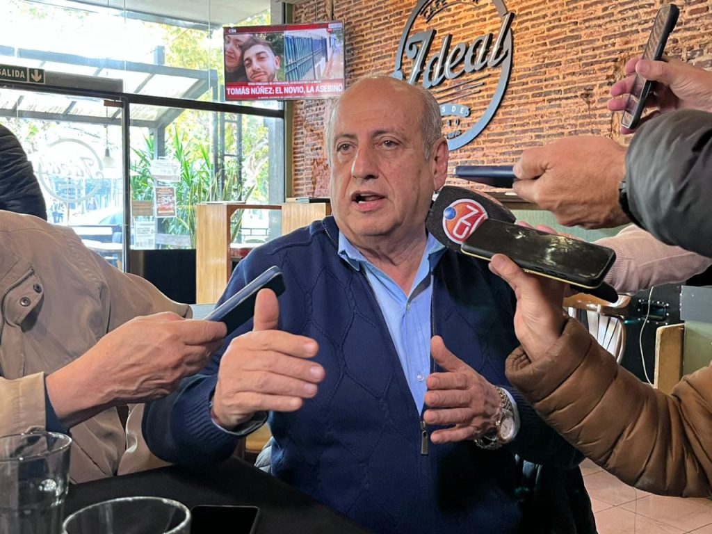 rossi en el ideal