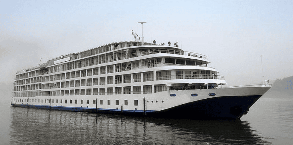 cruceso fluvial boutique